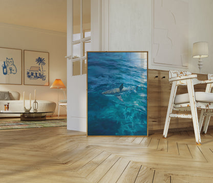 Póster del majestuoso tiburón azul en el océano