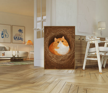 Gemütliche orangefarbene Katze im Nest Poster