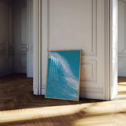 Poster: Surfer reitet Ozeanwelle
