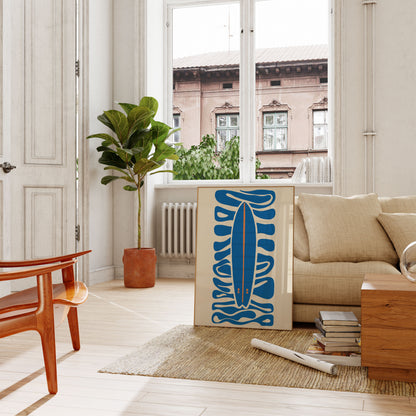 Minimalistisk surfbræt og bølger plakat