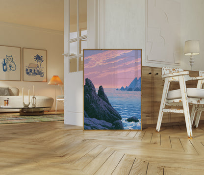 Plakat: Klippekyst ved solnedgang