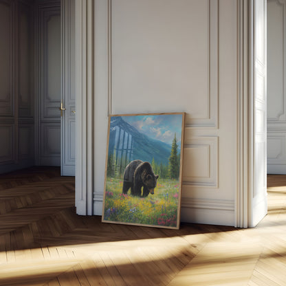 Urso em Prado de Flores Selvagens Alpinas Cartaz