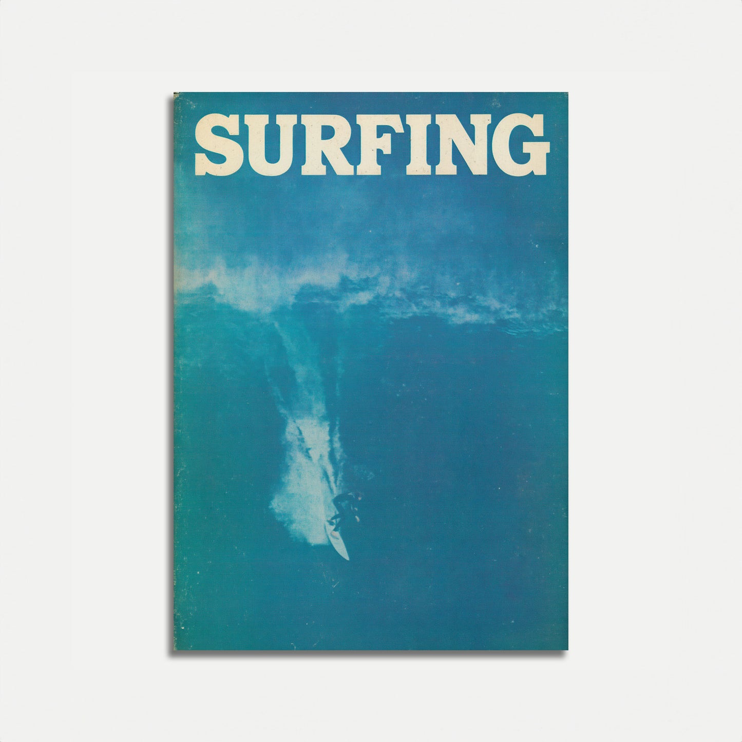 Surfer reitet Ozeanwellen Poster