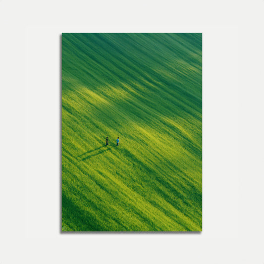 Due corridori nei campi verdi Poster