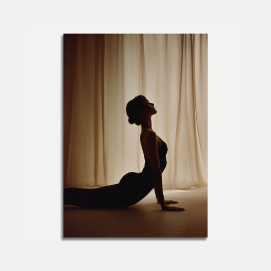 Affiche silhouette de yoga gracieuse