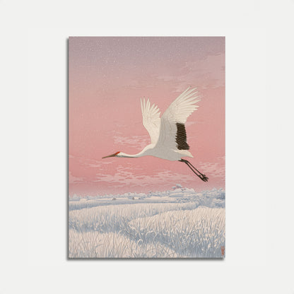 Póster de Grúa Volando Sobre Campos de Invierno