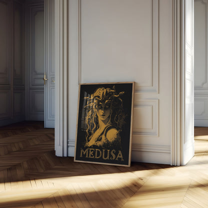 Poster mit Medusa-Mythologie aus Gold