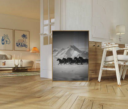 Vilda Hästar Snöberg Poster